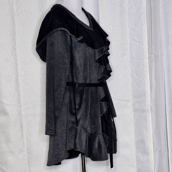 Samuel Dong Two Tone Gray Ruffle Button Front Belted Hooded Sweater Jacket Coat - Picture 3 of 13